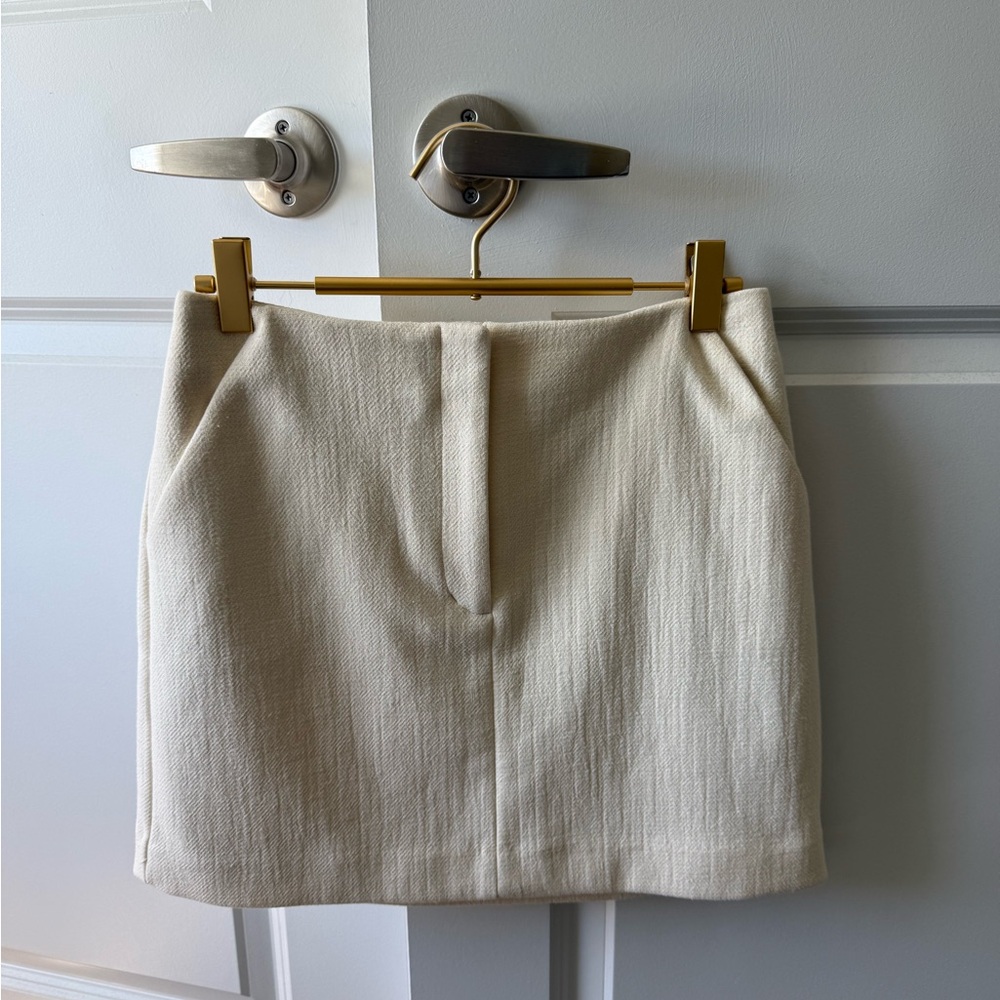 Express Cream Textured Mini Skirt BNWT